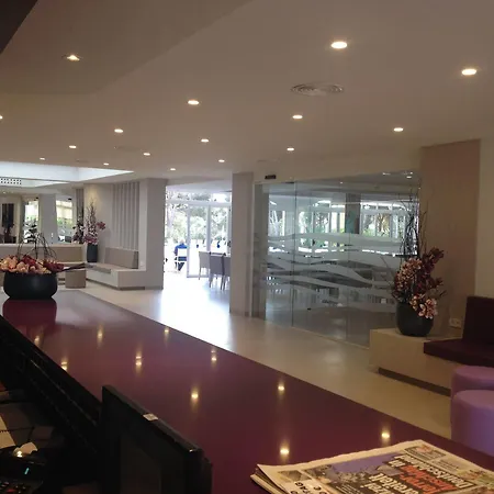 Apartahotel Diamant 4*